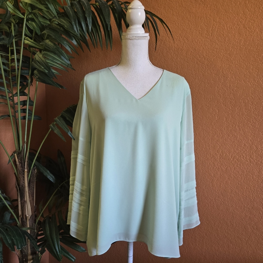 3/$25 Alfani Double Layered Semi Sheer Blouse V Neck Wide Sleeves L Mint Green
